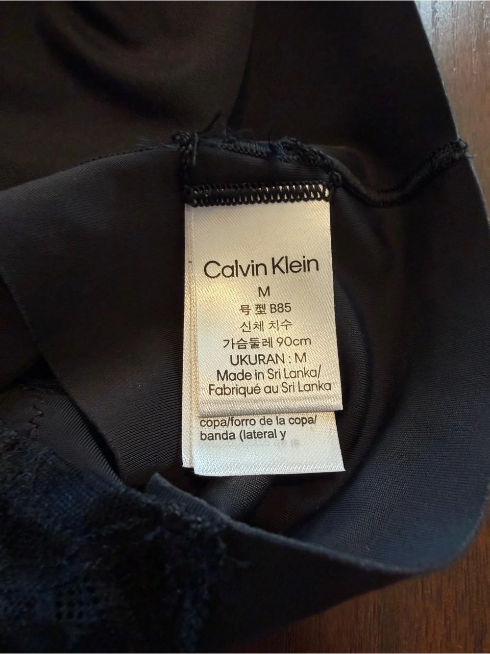 Calvin Klein Women’s Black Lace-Back Seamless Bralette Size M